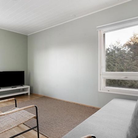 Appartamento Cozy Duplex At Heikinlaakso Helsinki Esterno foto